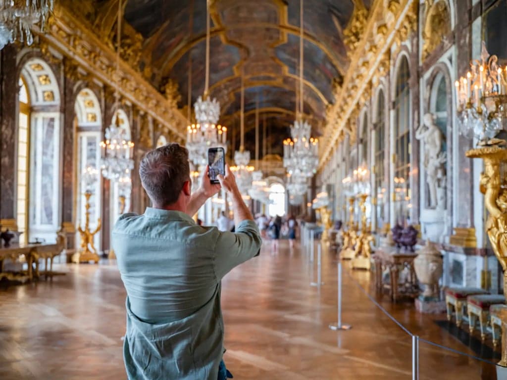 Palace of Versailles and Gardens Tour from Paris