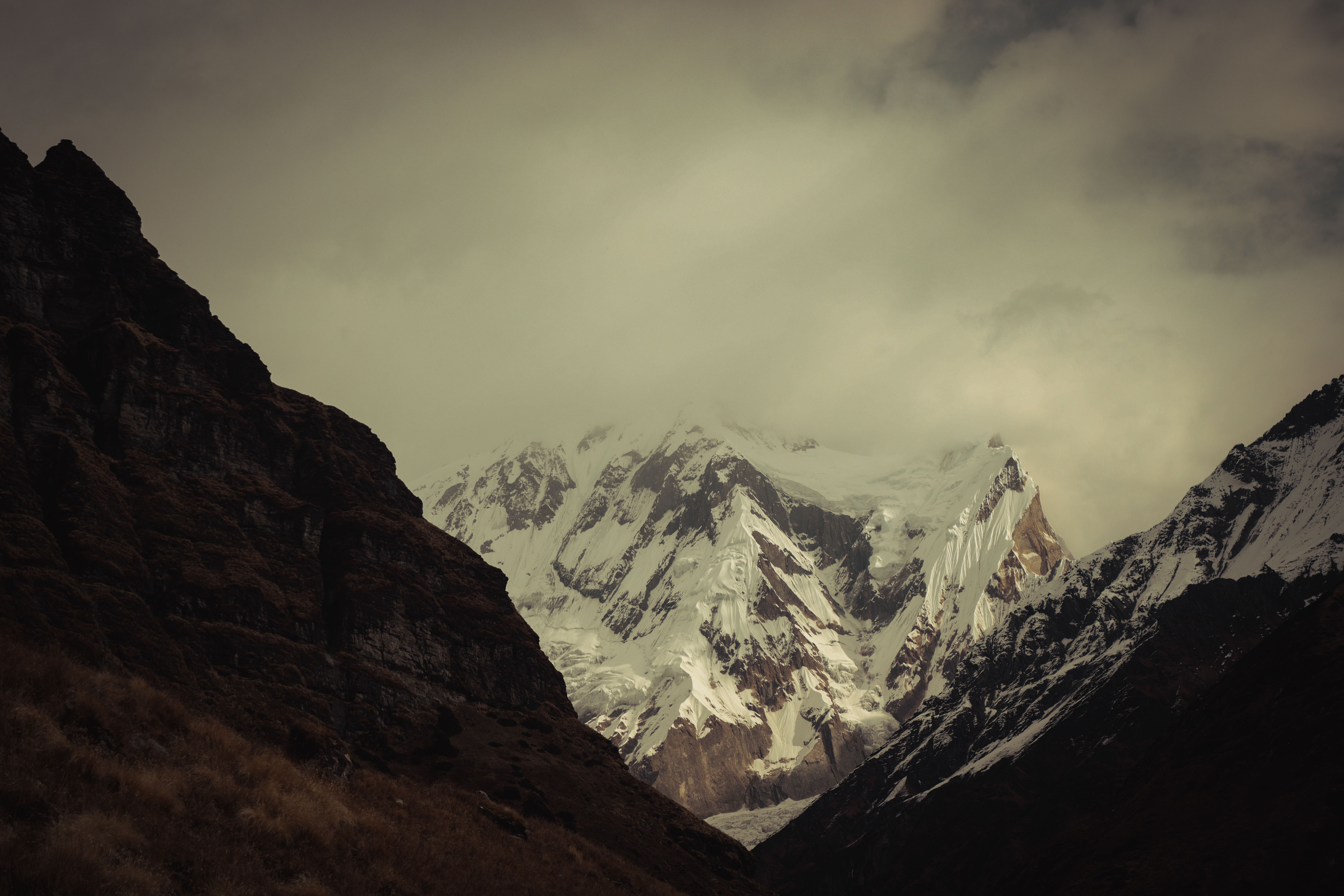 Best Season for Annapurna Circuit Trek 2026: Honest Month-by-Month Breakdown